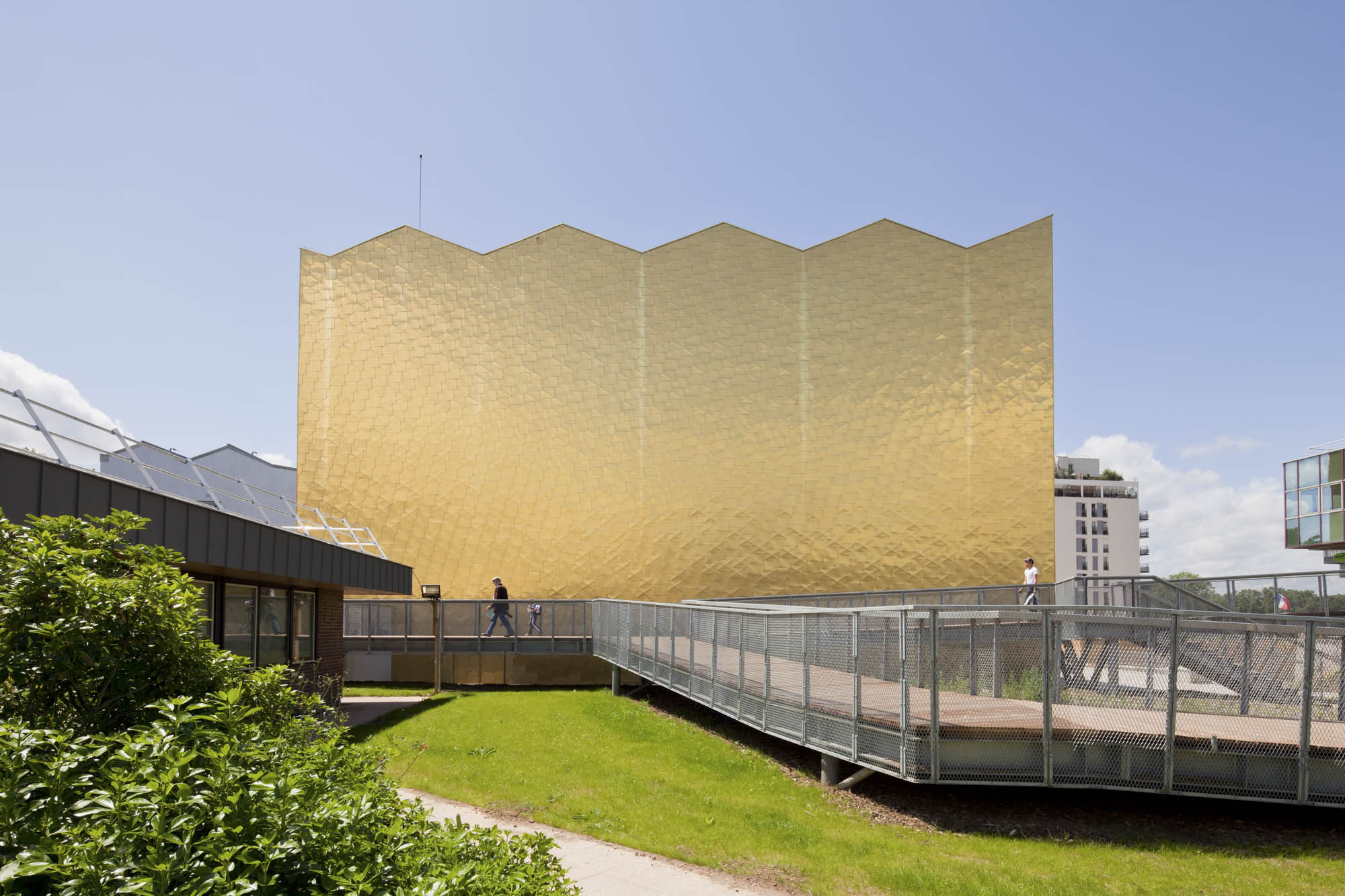 11h45-photographie-architecture-gaelle-peneau-theatre-95-cergy-2