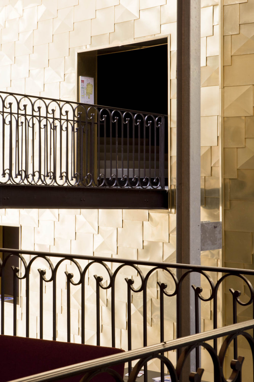 11h45-photographie-architecture-gaelle-peneau-theatre-95-cergy-7