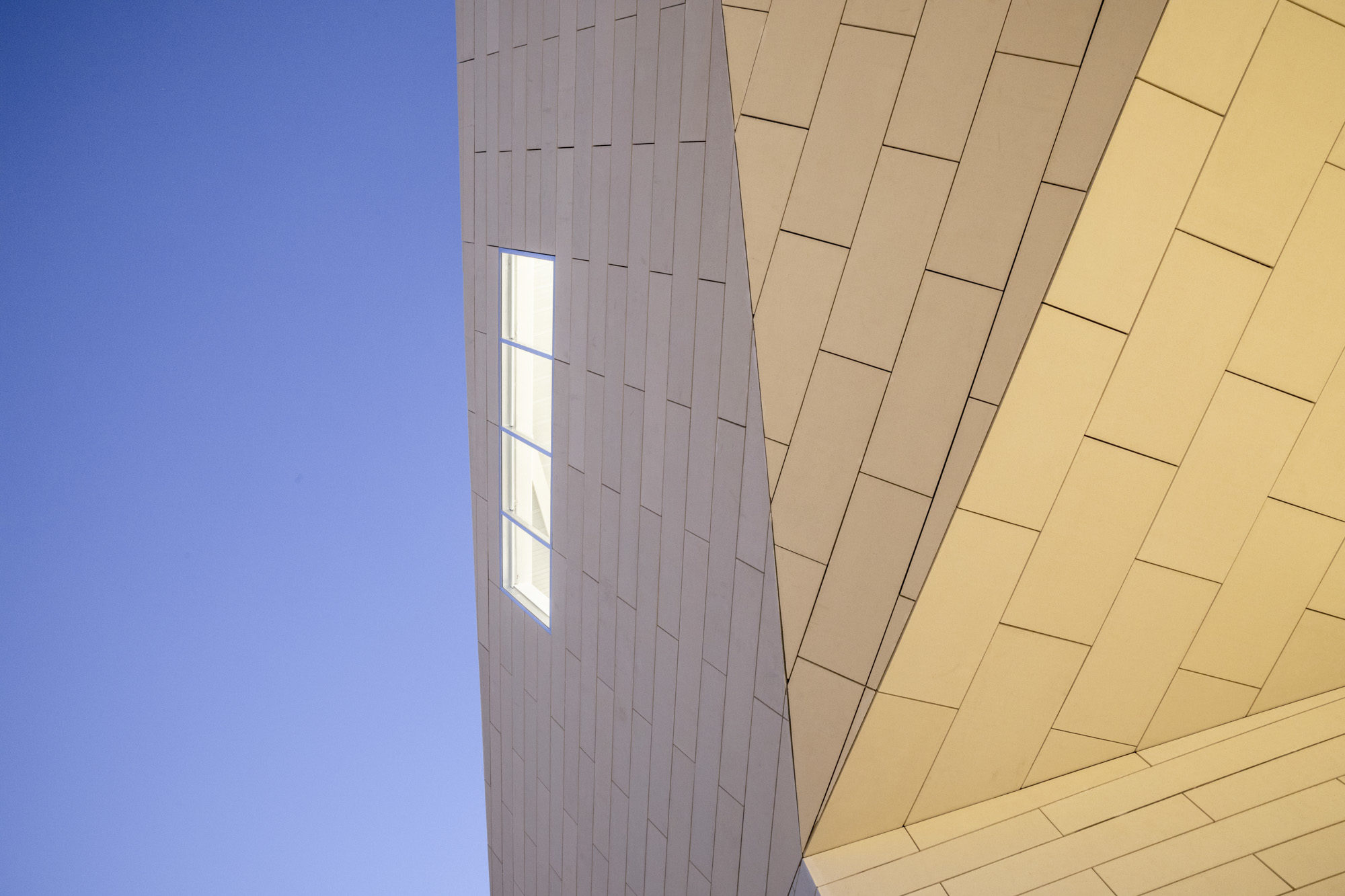 11h45-photographie-architecture-big-ingels-meca-12