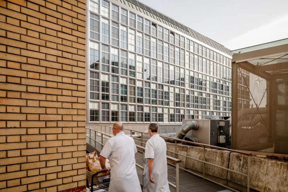 11h45-brunet-saunier-CHU-lariboisiere-photographe-architecture-8