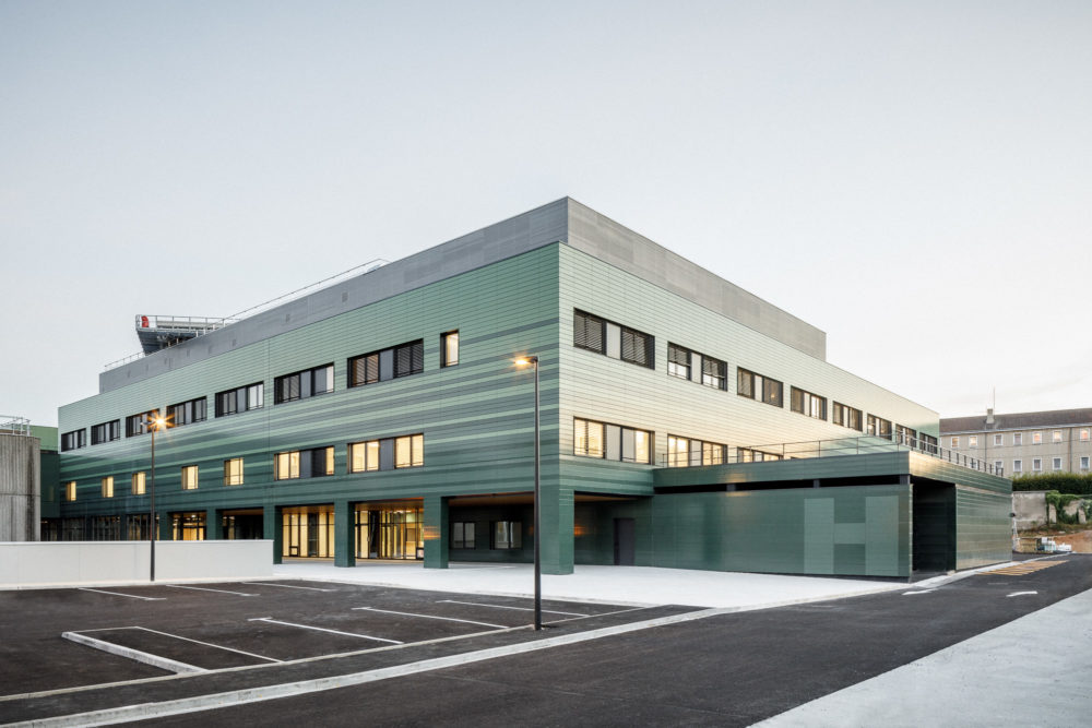 11h45-brunet-saunier-chu-fontainebleau-photographe-architecture-4