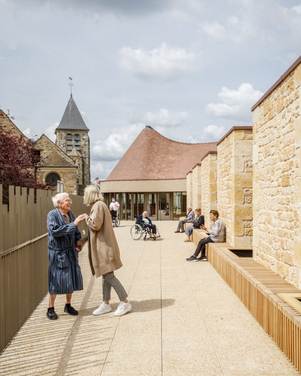 LE_QUERNEC_MONTHLERY_SITE_©11h45-6