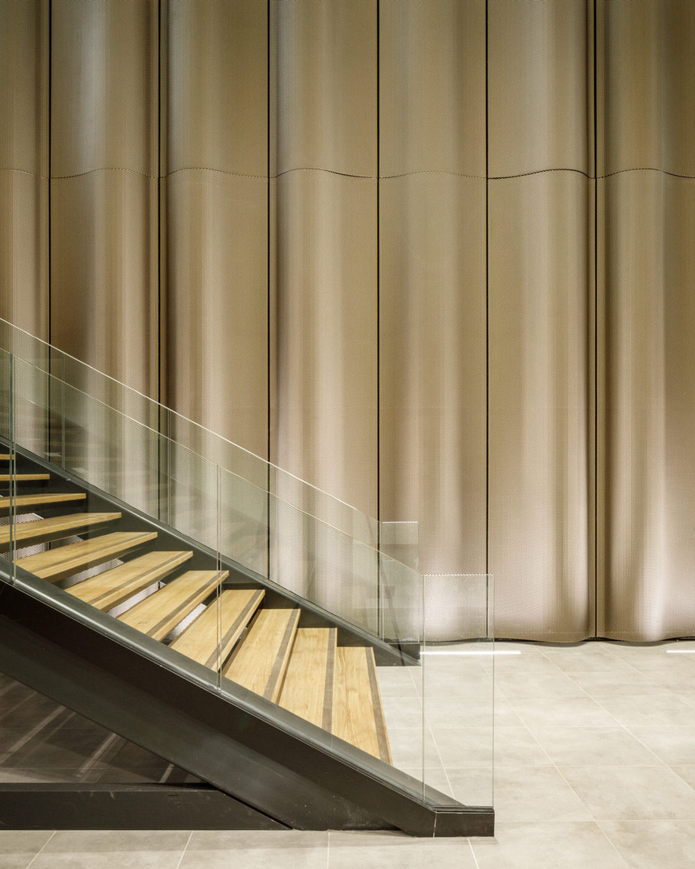 CHAIX_MOREL_COMET_SITE_©11h45-9