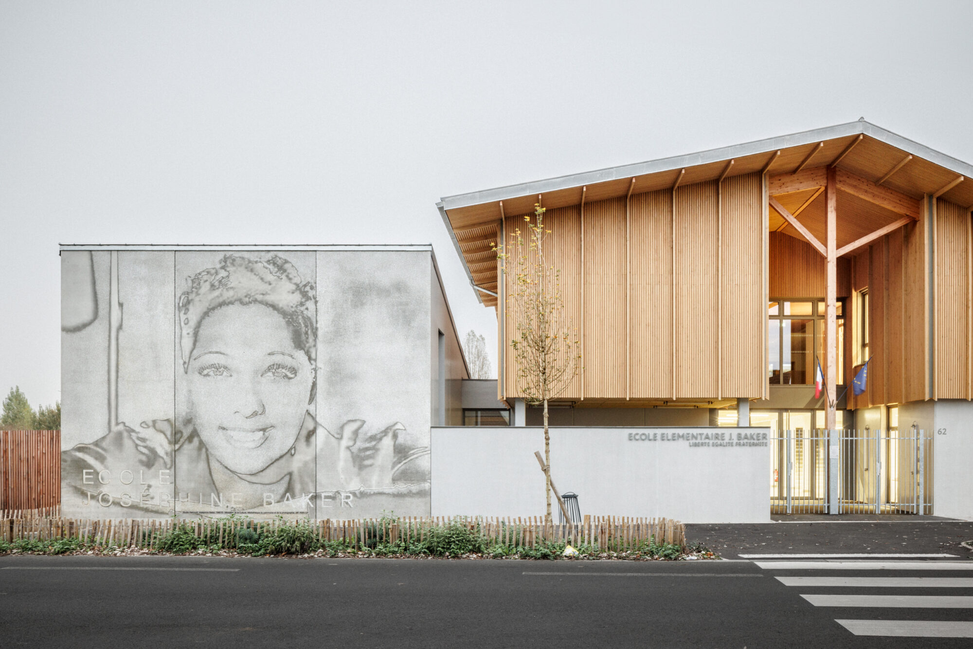 BADIA BERGER_J.BAKER_©11h45-SITE-30